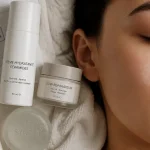 Crème pour dartre visage : plaques sèches sur la joue, peau dépigmentée