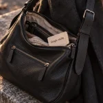 Sac à main porté épaule et bandoulière stable, cuir noir